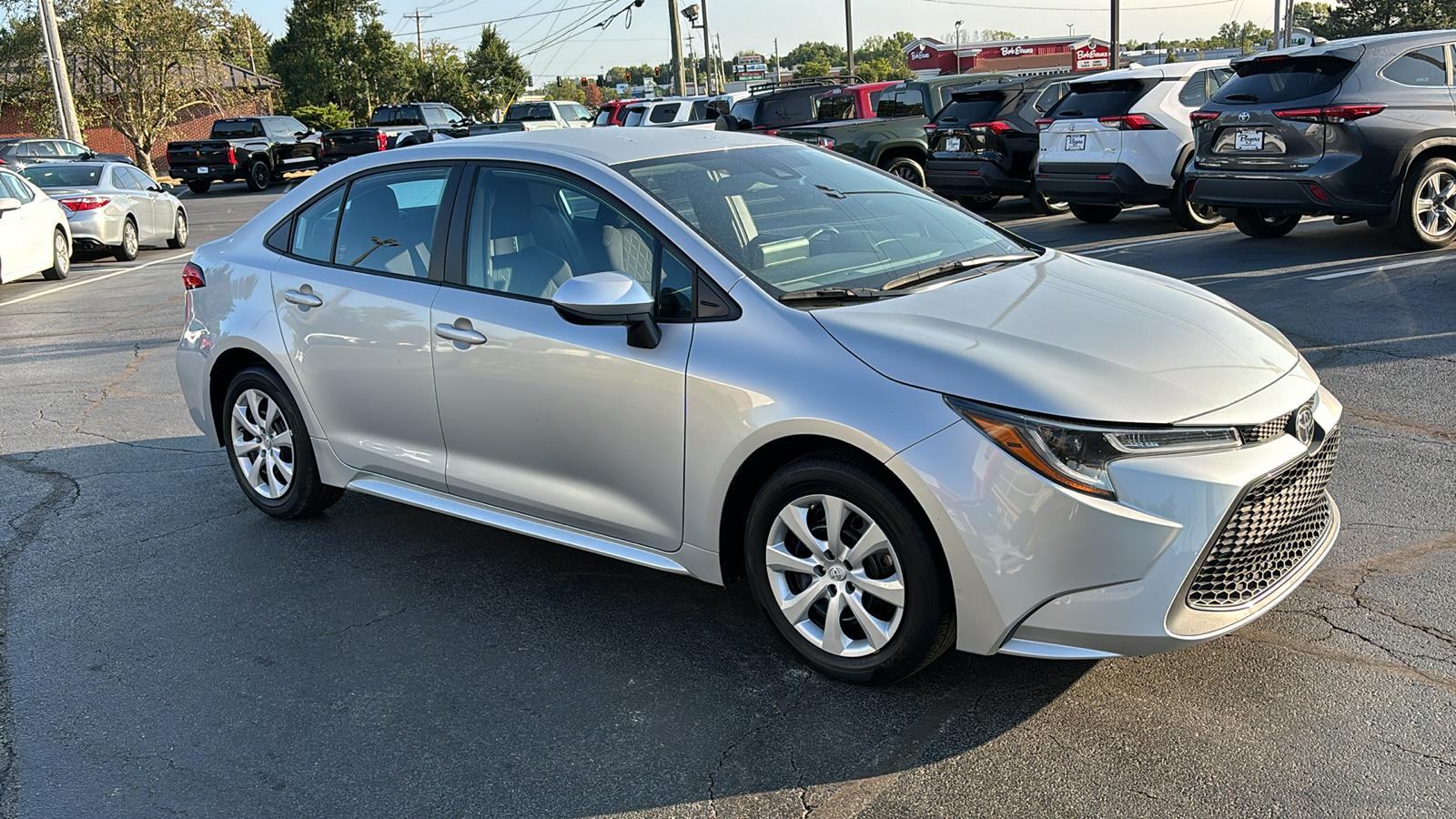 2022 Toyota Corolla LE 2