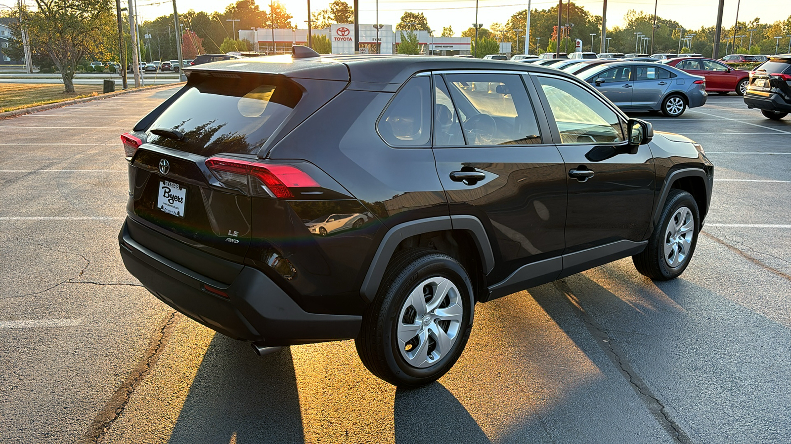 2023 Toyota RAV4 LE 42