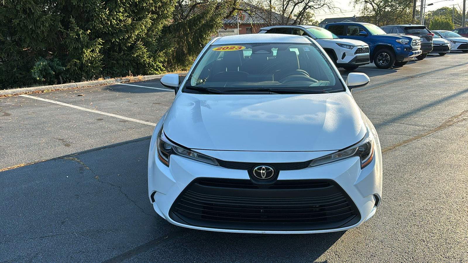 2023 Toyota Corolla LE 9