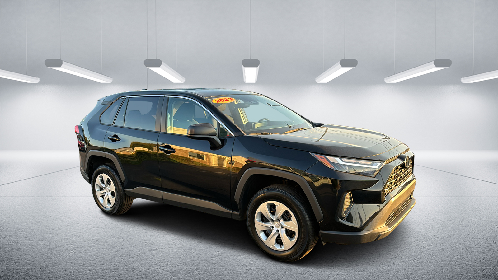 2023 Toyota RAV4 LE 1