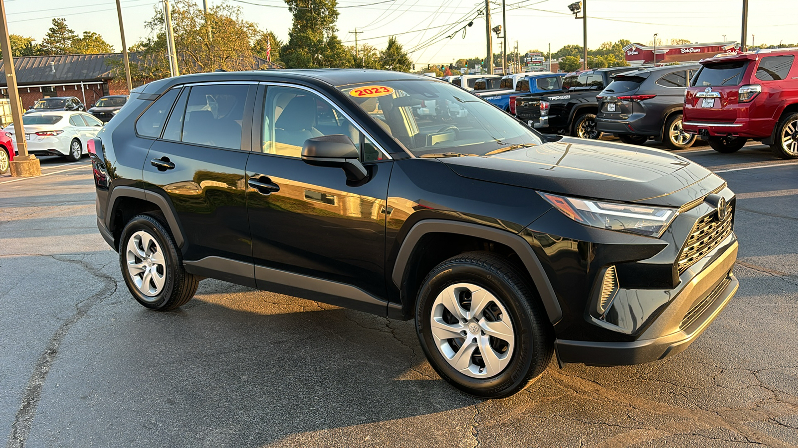 2023 Toyota RAV4 LE 2