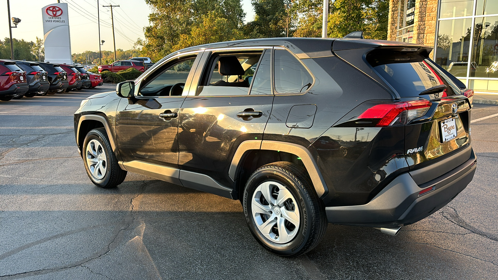 2023 Toyota RAV4 LE 40