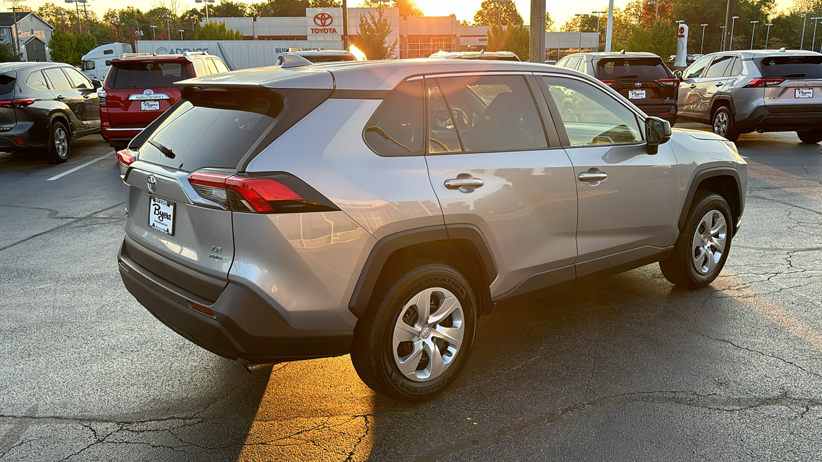 2023 Toyota RAV4 LE 42