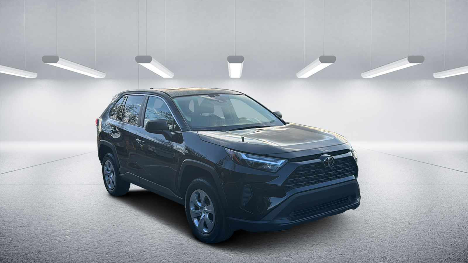 2023 Toyota RAV4 LE 1