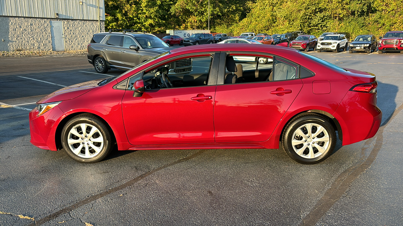 2023 Toyota Corolla LE 11