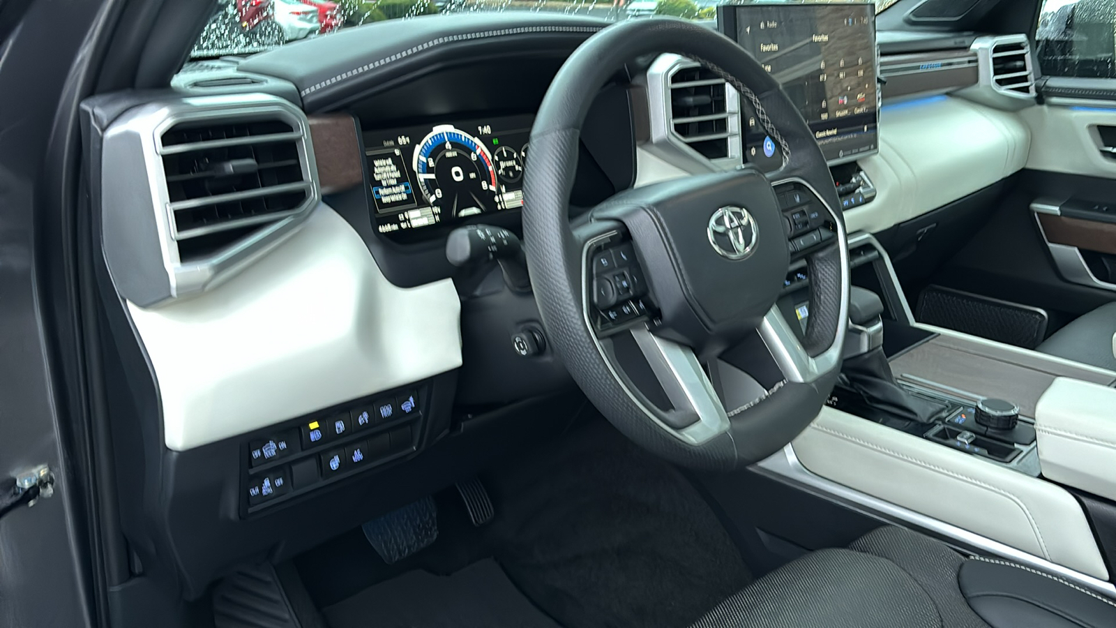 2023 Toyota Tundra Hybrid Capstone 14