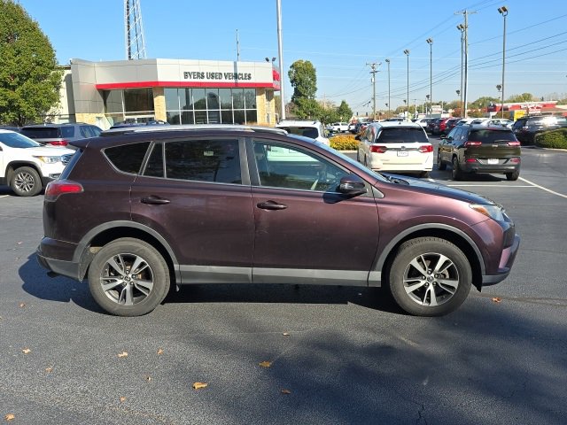 2016 Toyota RAV4 XLE 10