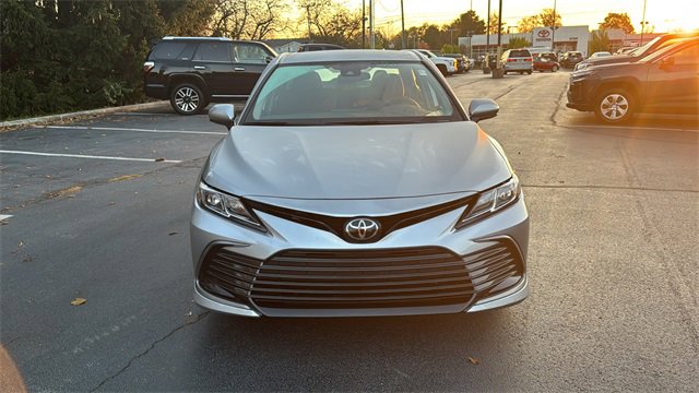 2023 Toyota Camry LE 8