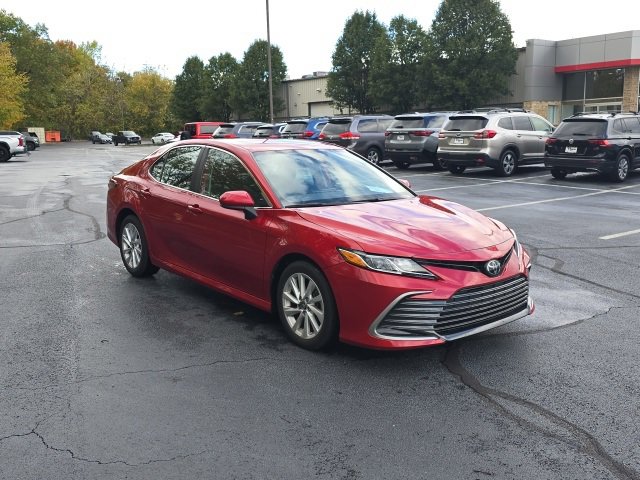 2023 Toyota Camry LE 2