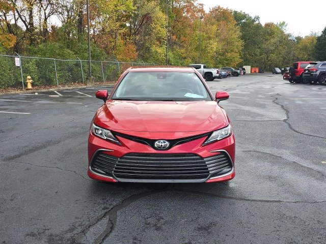 2023 Toyota Camry LE 3