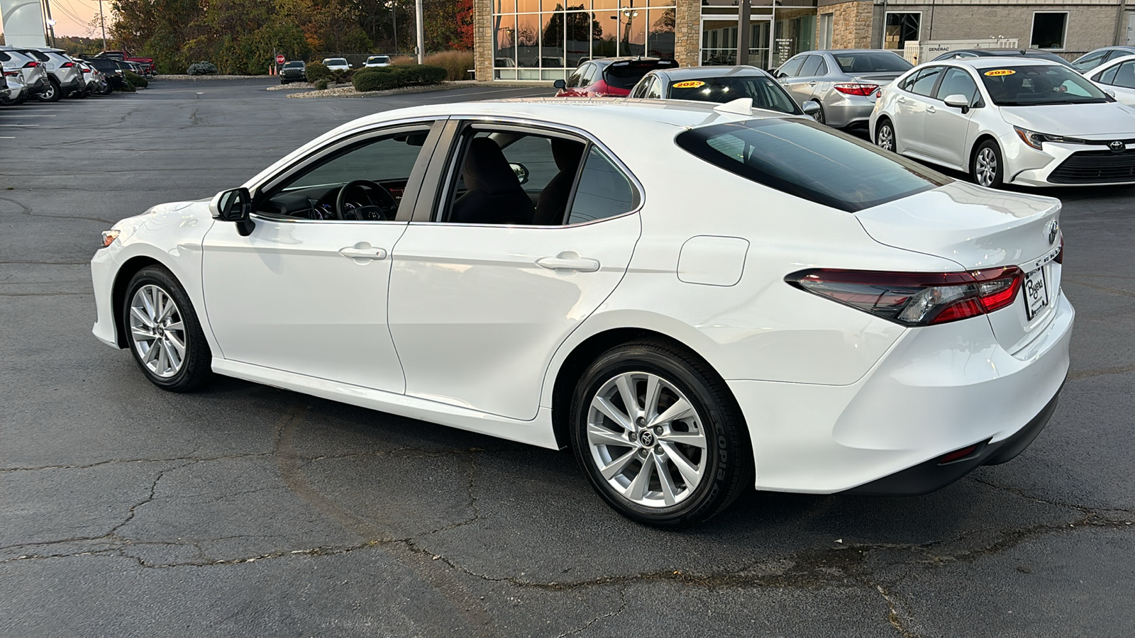 2023 Toyota Camry LE 39