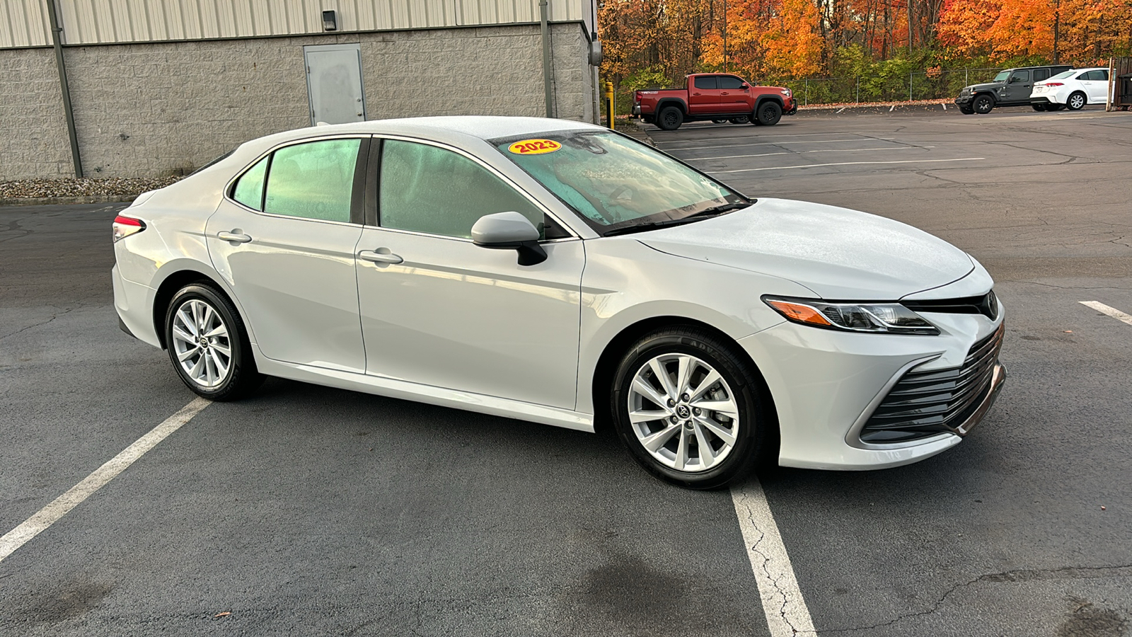 2023 Toyota Camry LE 2