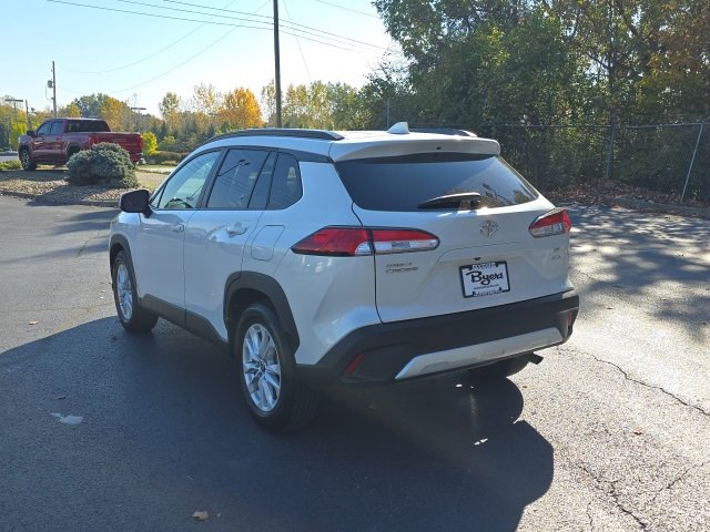 2023 Toyota Corolla Cross LE 6