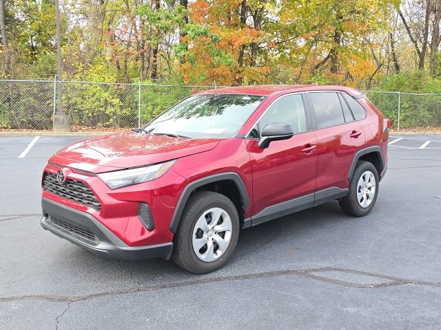 2023 Toyota RAV4 LE 4