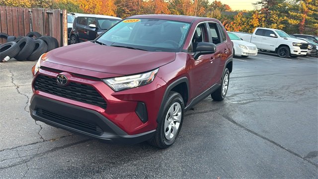 2023 Toyota RAV4 LE 9