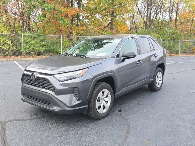 2023 Toyota RAV4 LE 4