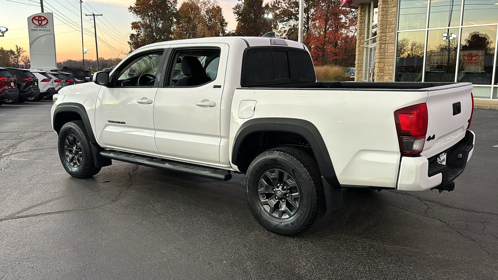 2021 Toyota Tacoma SR5 39