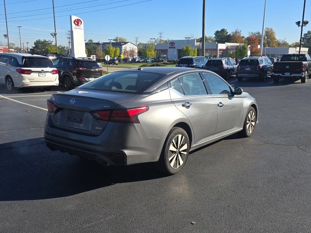 2020 Nissan Altima 2.5 SV 8