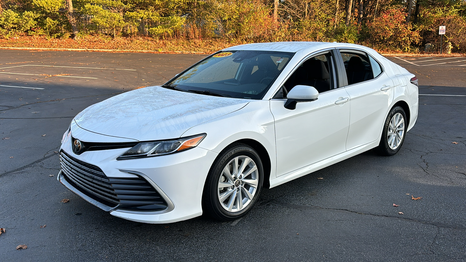 2023 Toyota Camry LE 10