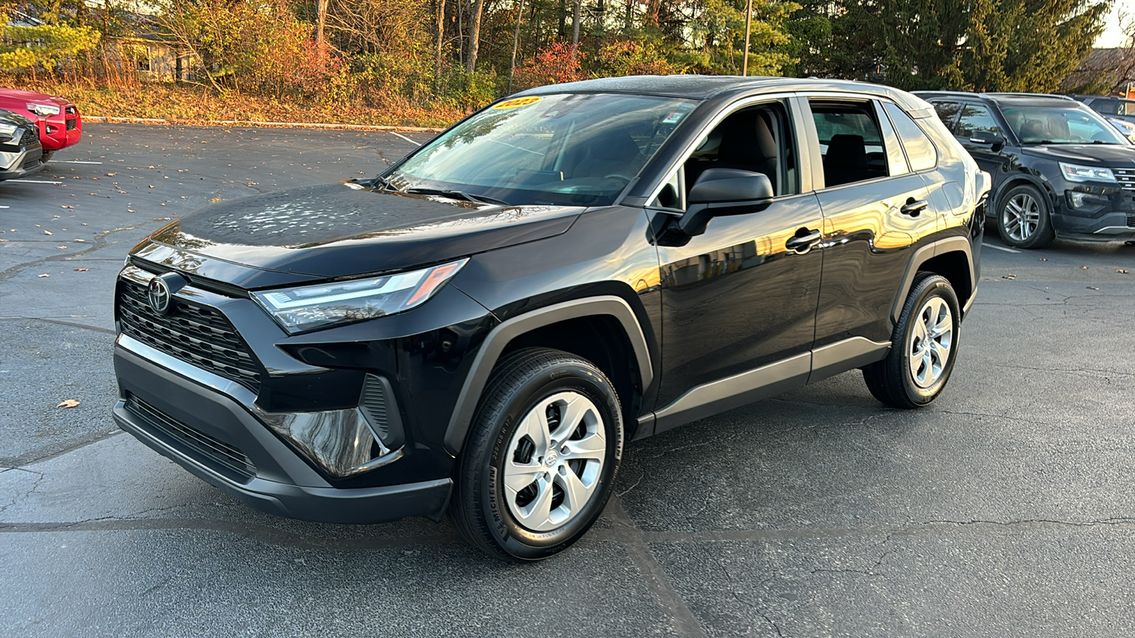 2023 Toyota RAV4 LE 10