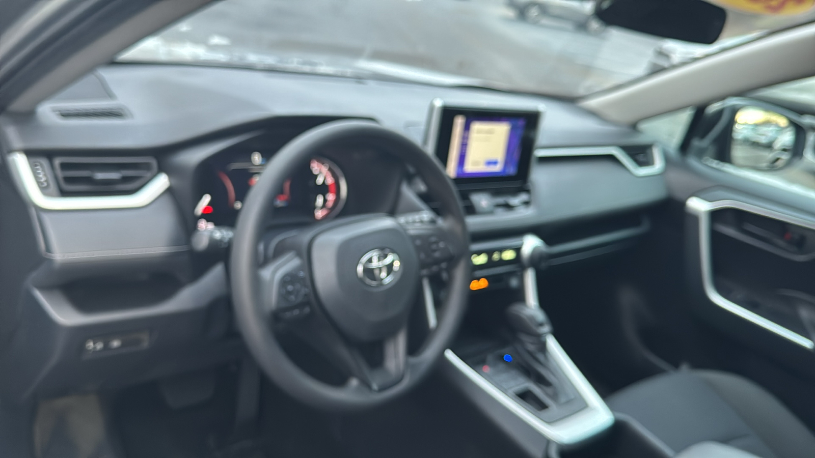 2023 Toyota RAV4 LE 13