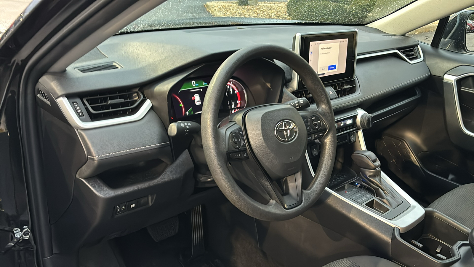 2023 Toyota RAV4 LE 14