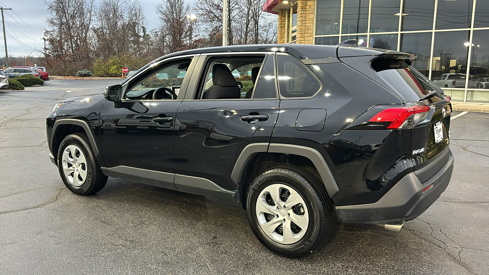 2023 Toyota RAV4 LE 40