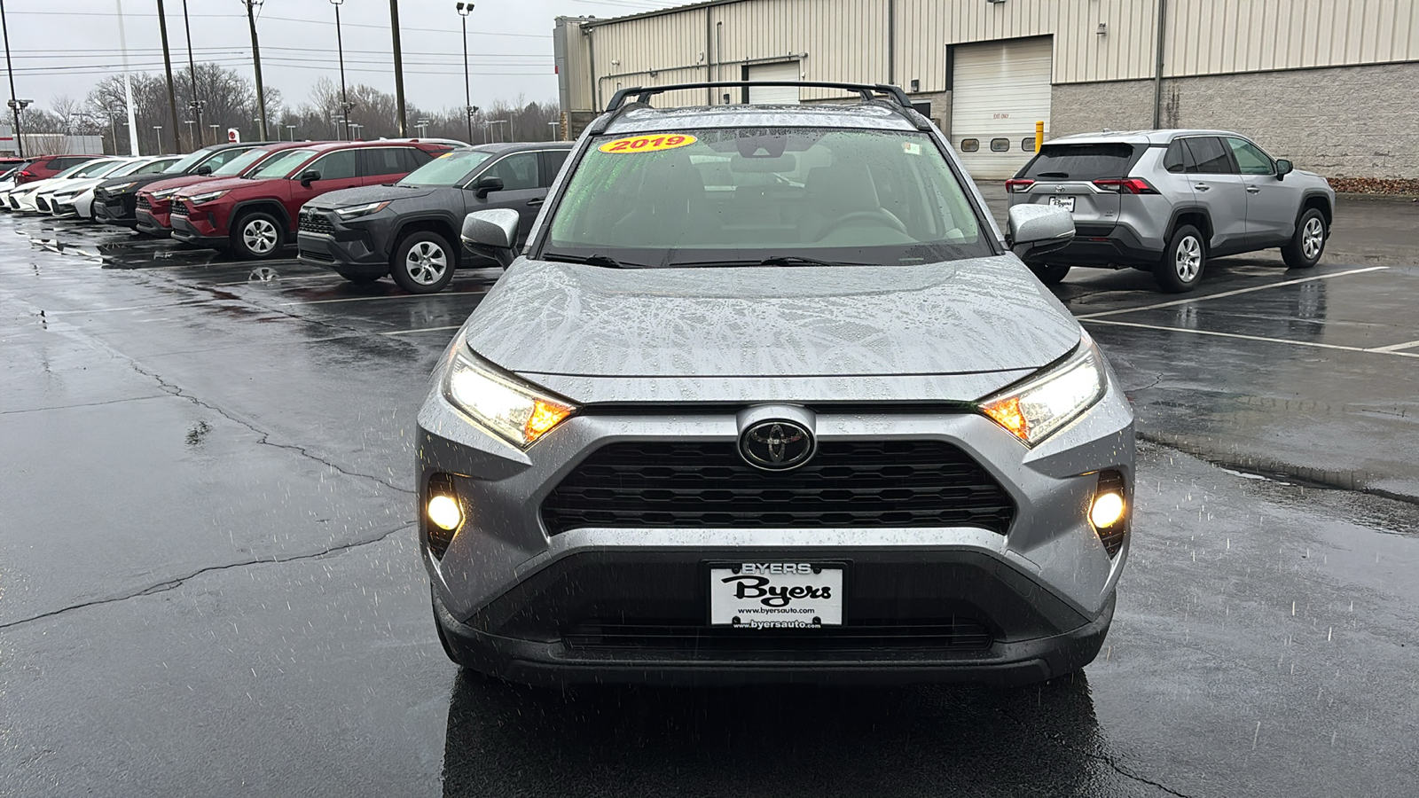 2019 Toyota RAV4 XLE Premium 9