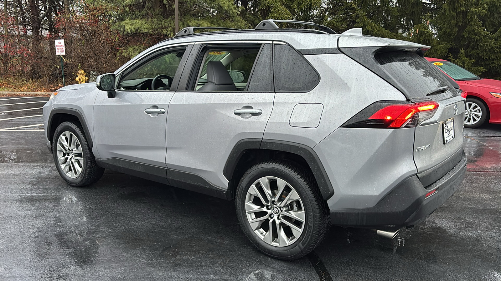 2019 Toyota RAV4 XLE Premium 42