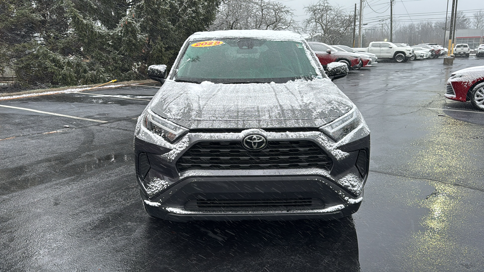 2023 Toyota RAV4 LE 9