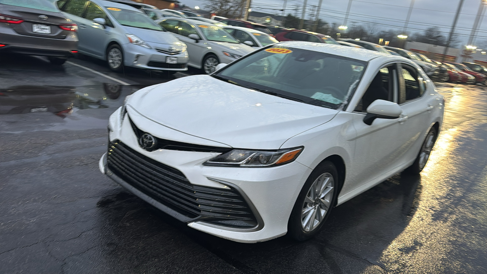 2023 Toyota Camry LE 10