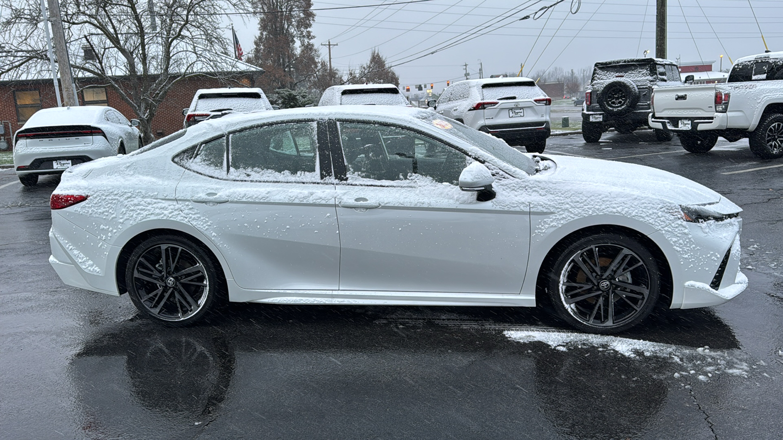 2025 Toyota Camry XSE 3