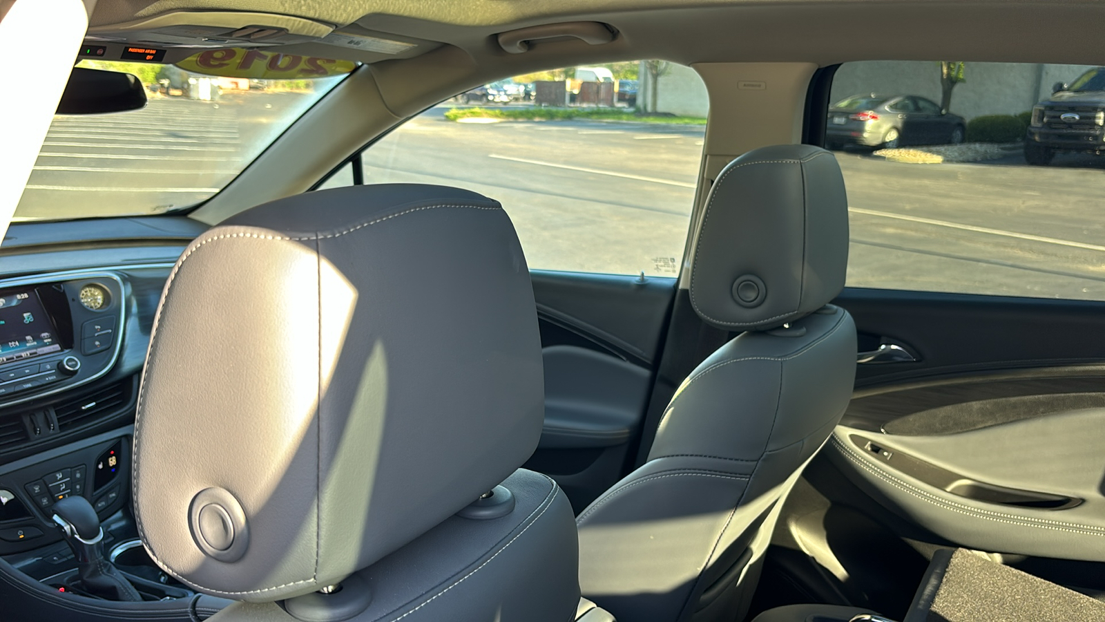 2019 Buick Envision Essence 35