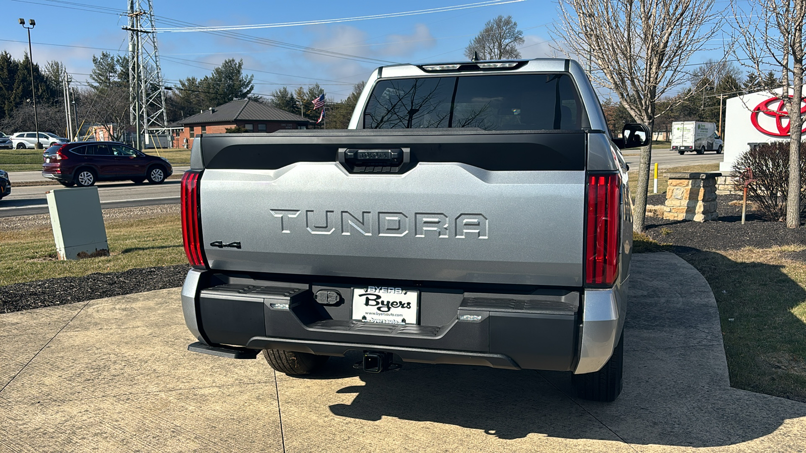 2024 Toyota Tundra 4WD SR 10