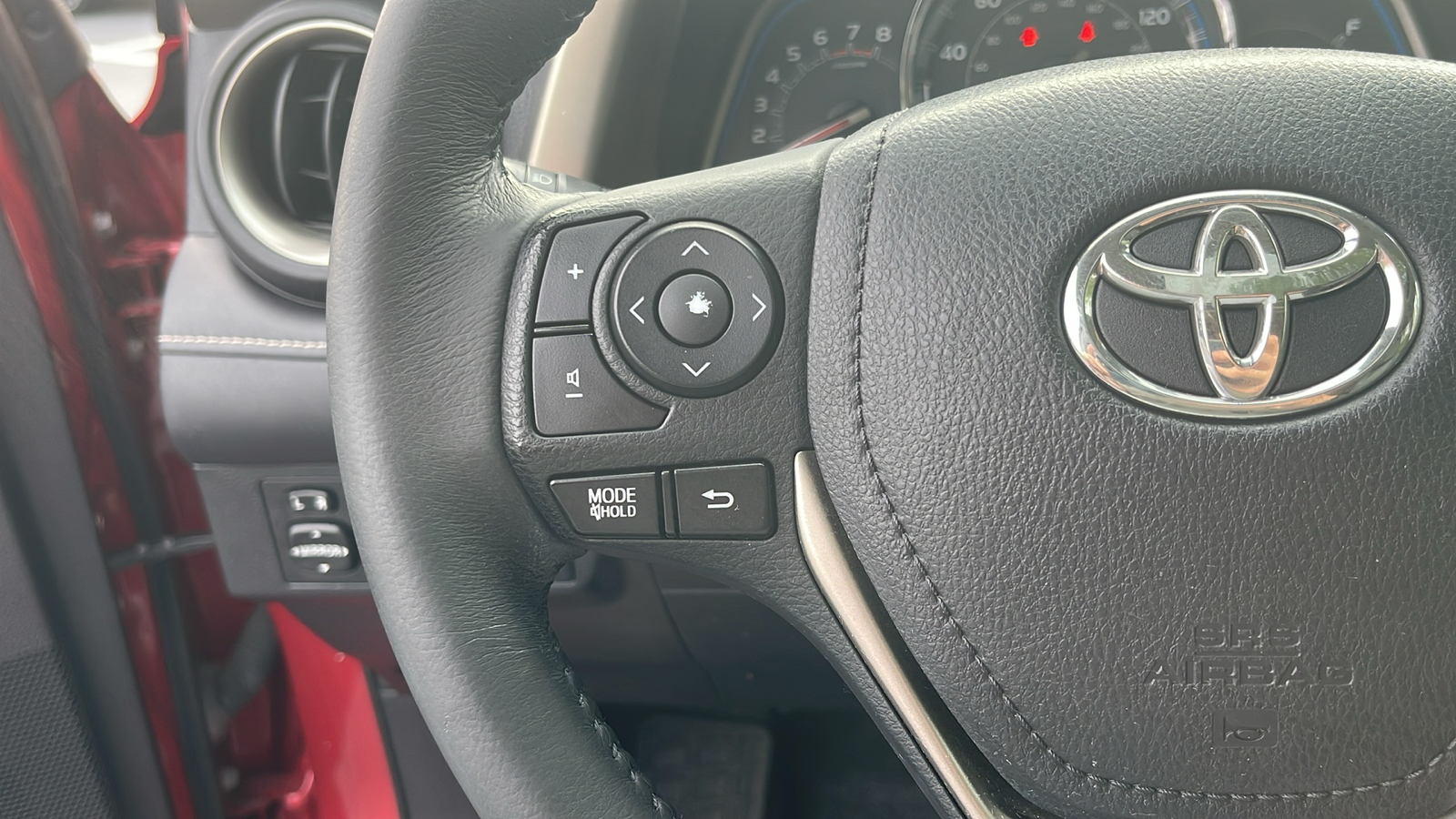 2015 Toyota RAV4 Limited 17