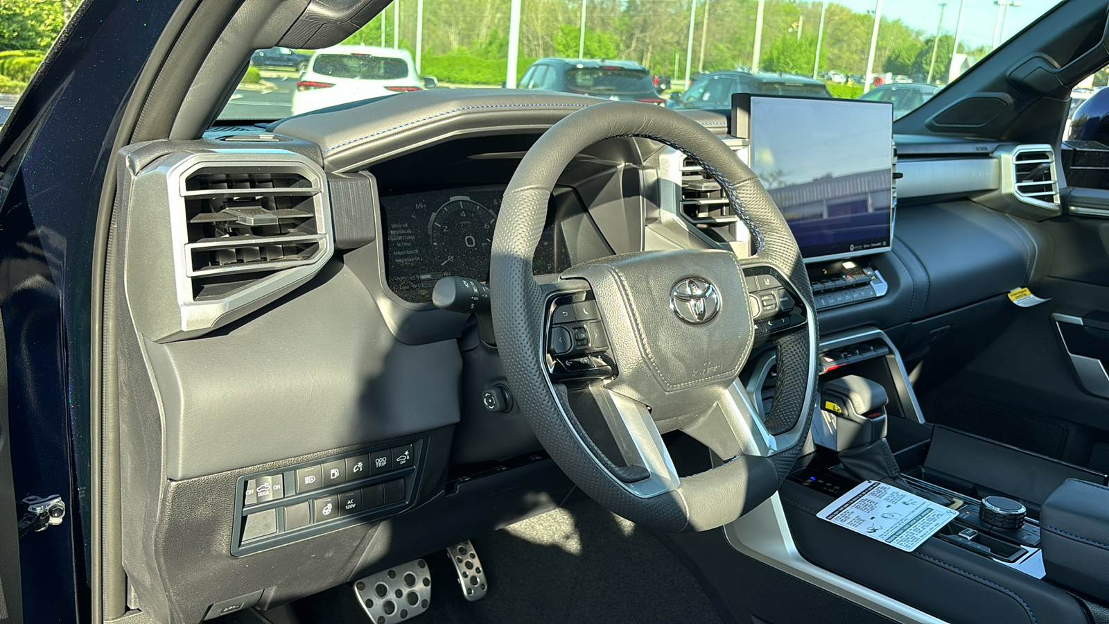 2024 Toyota Tundra 4WD Platinum Hybrid 20