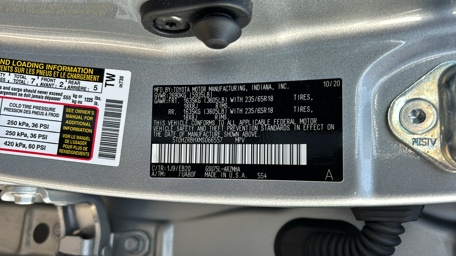 2021 Toyota Highlander XLE 32