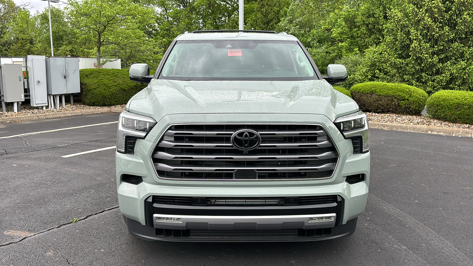 2024 Toyota Sequoia Limited 42