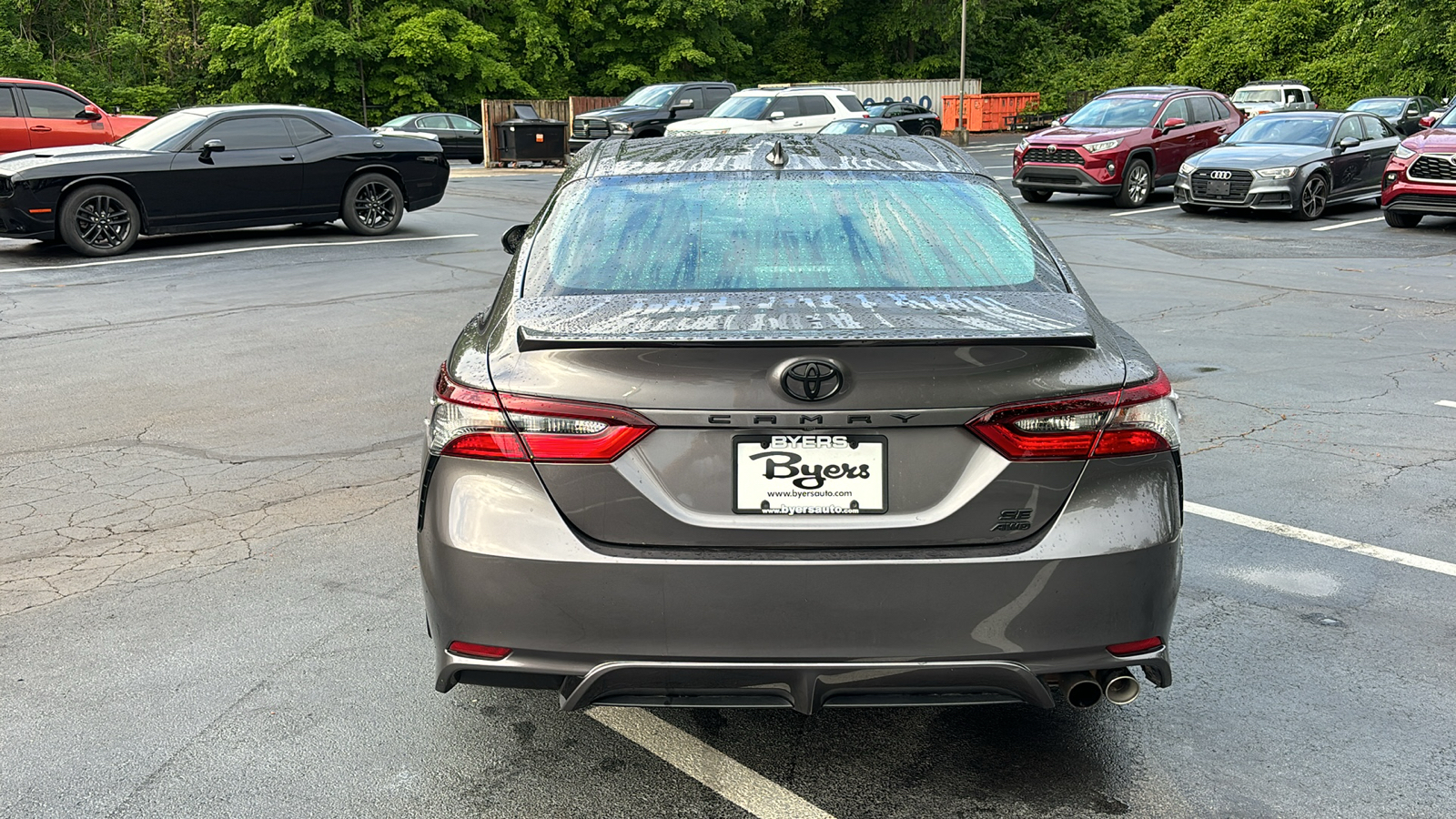 2022 Toyota Camry SE 38