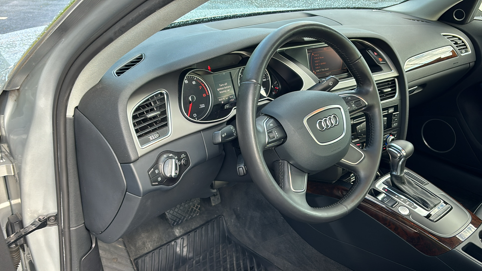 2014 Audi A4 2.0T Premium Plus 14