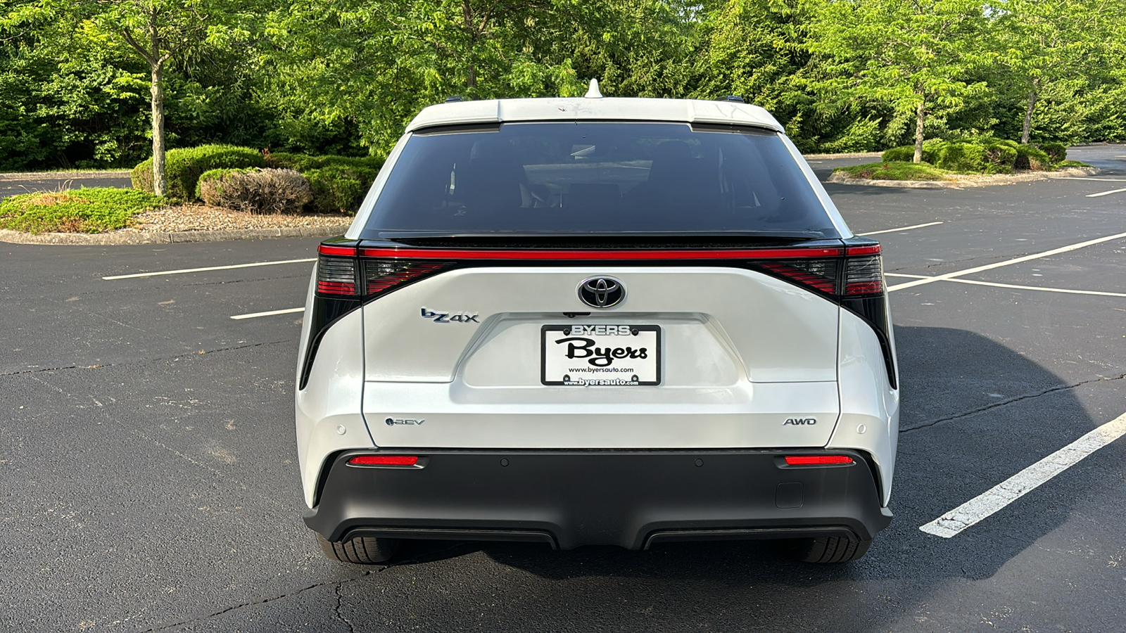 2024 Toyota bZ4X  11