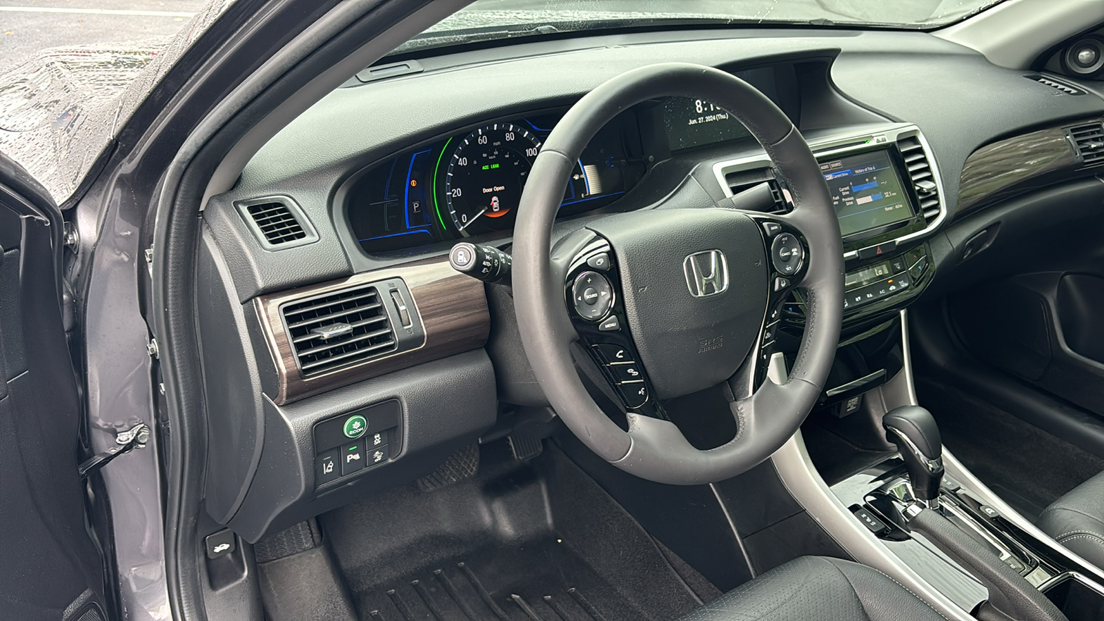 2017 Honda Accord Hybrid Touring 14
