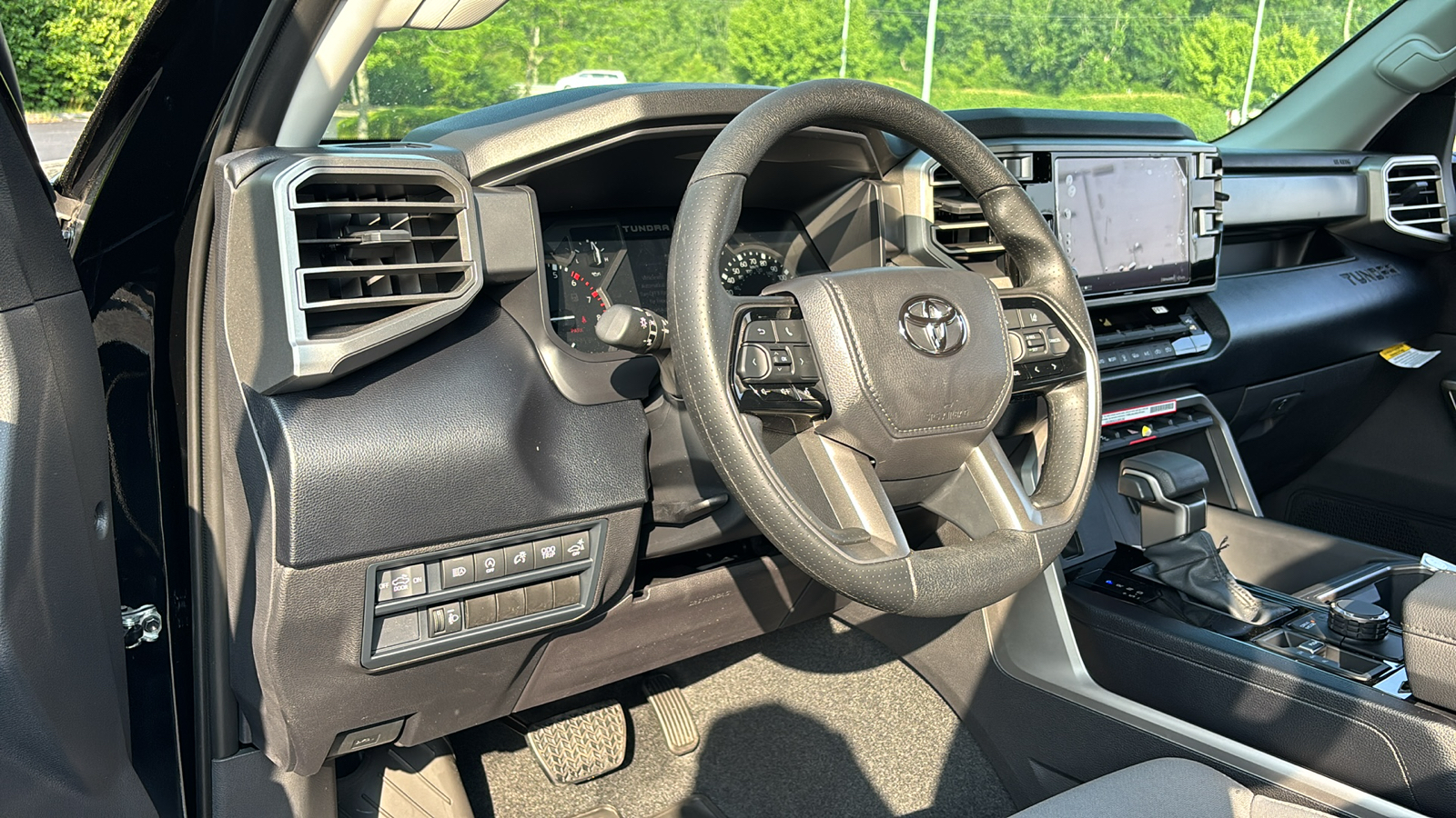 2024 Toyota Tundra 4WD SR5 21