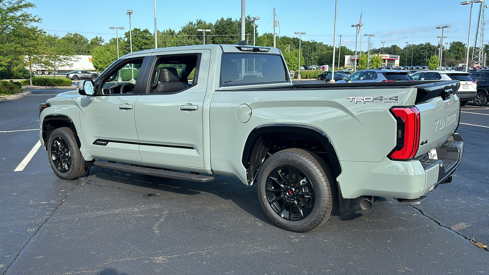 2024 Toyota Tundra 4WD Platinum 14