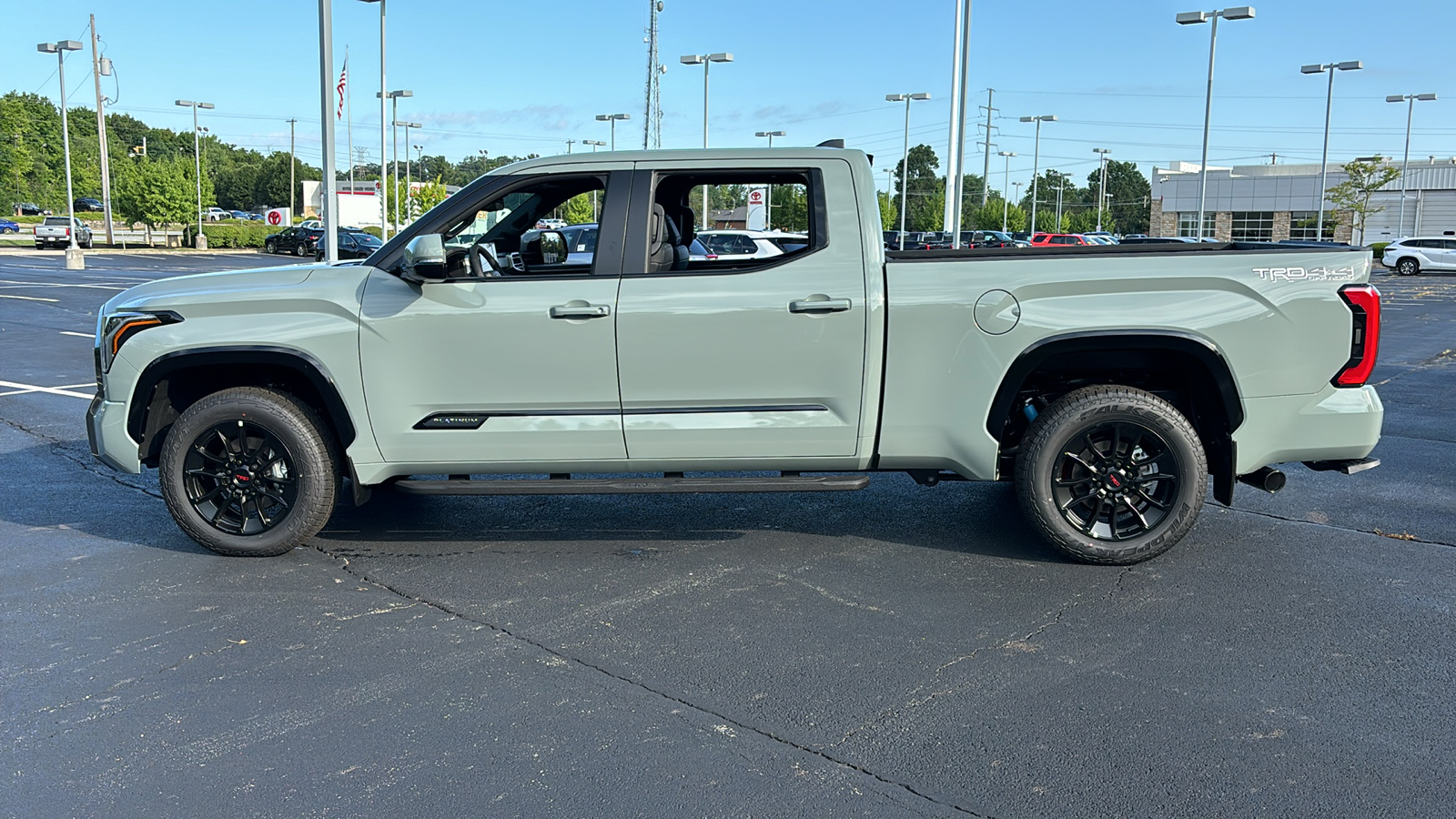 2024 Toyota Tundra 4WD Platinum 15