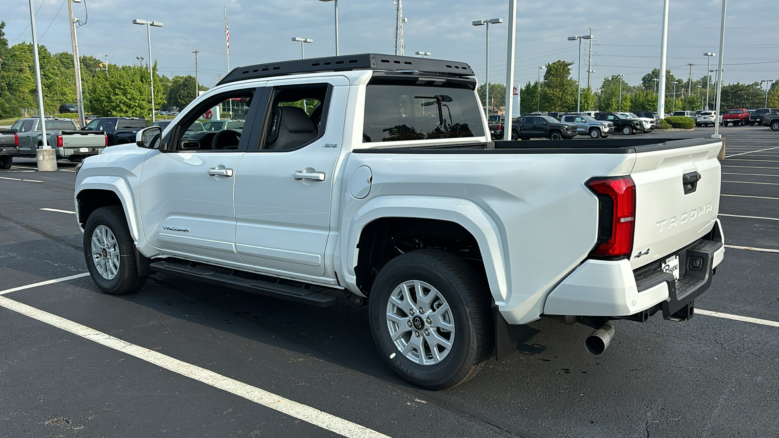 2024 Toyota Tacoma 4WD  14