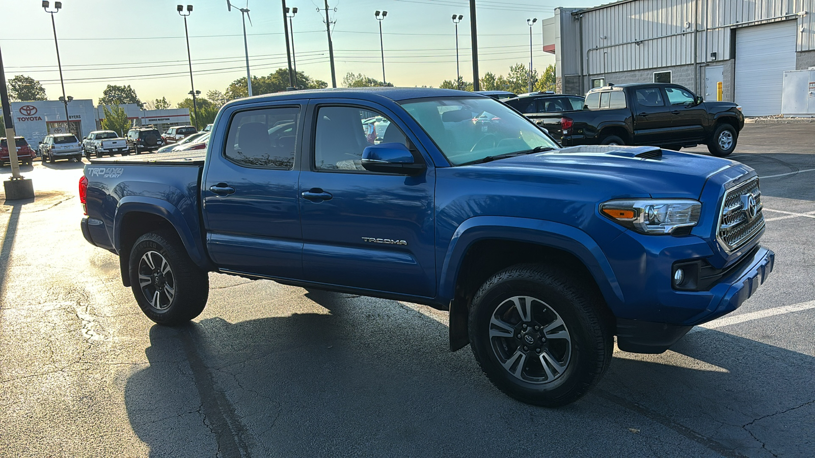 2017 Toyota Tacoma TRD Sport 2