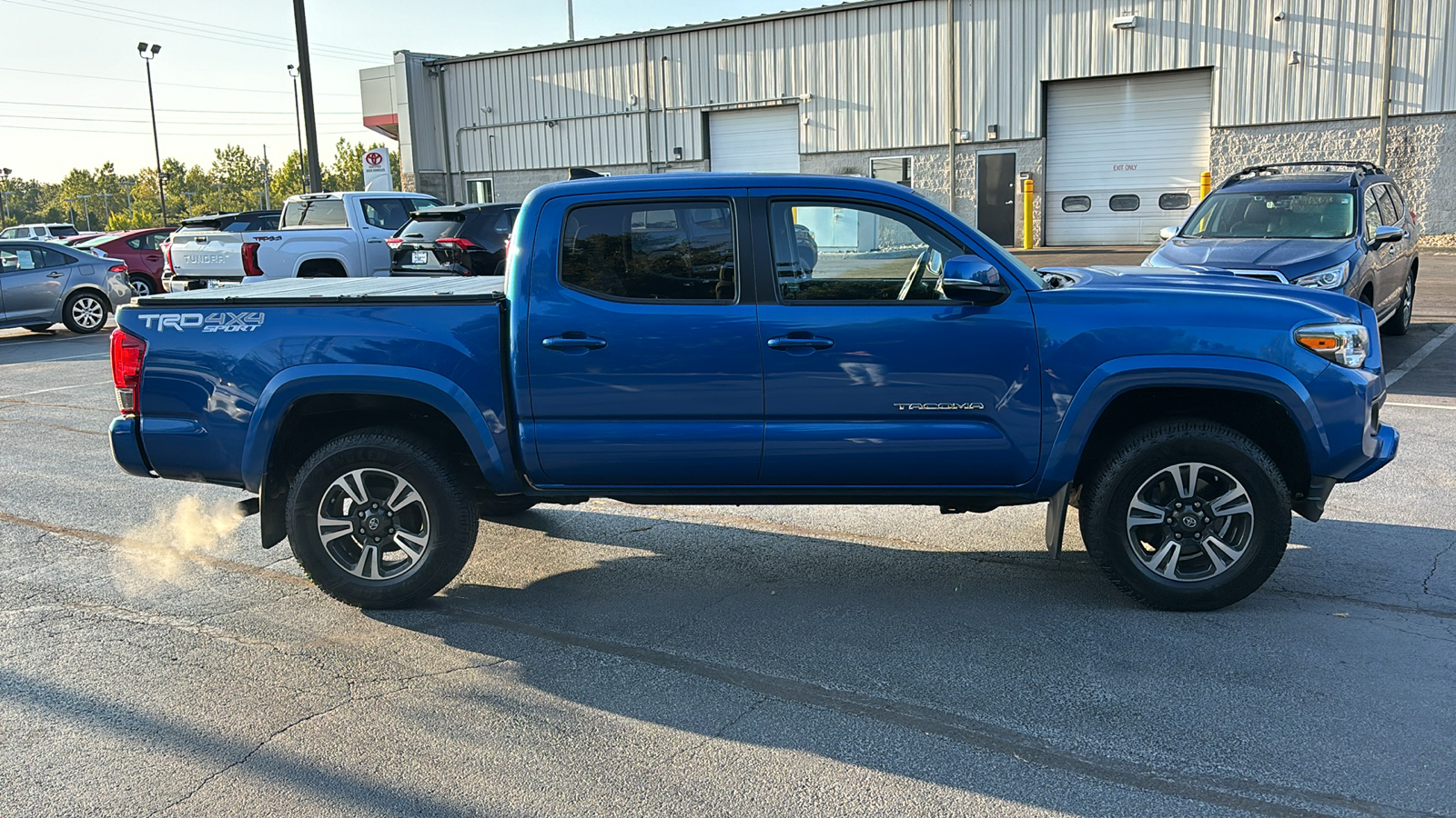 2017 Toyota Tacoma TRD Sport 3