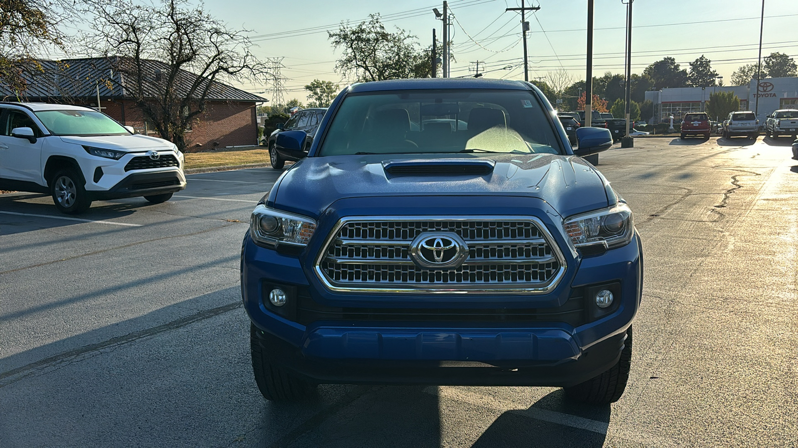 2017 Toyota Tacoma TRD Sport 9