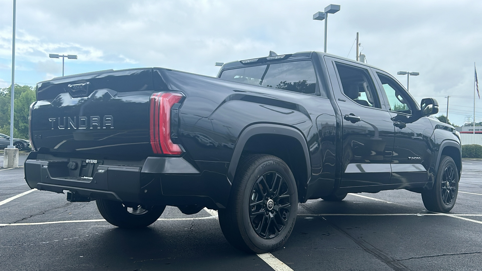 2024 Toyota Tundra 4WD Limited Hybrid 10